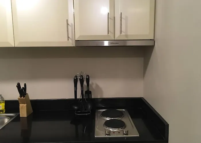 2 Bedroom Near Naia 3 Pasay Apartment *